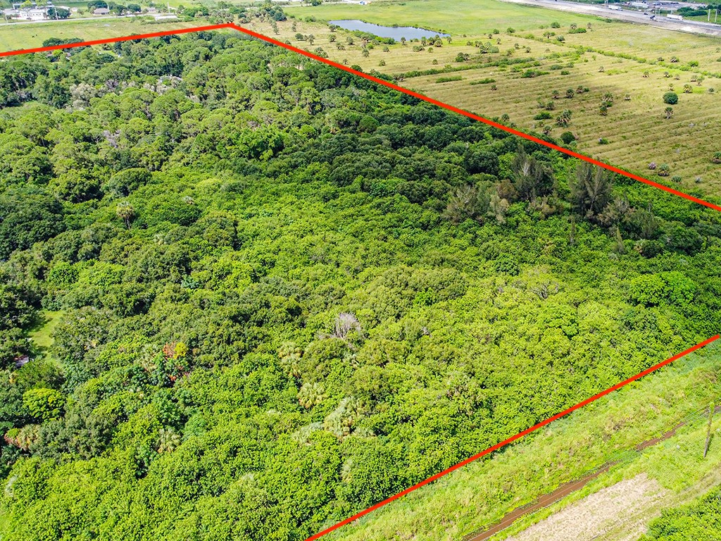 2570 South Rock Road Fort Pierce, FL 34945 - Photo 6 of 15