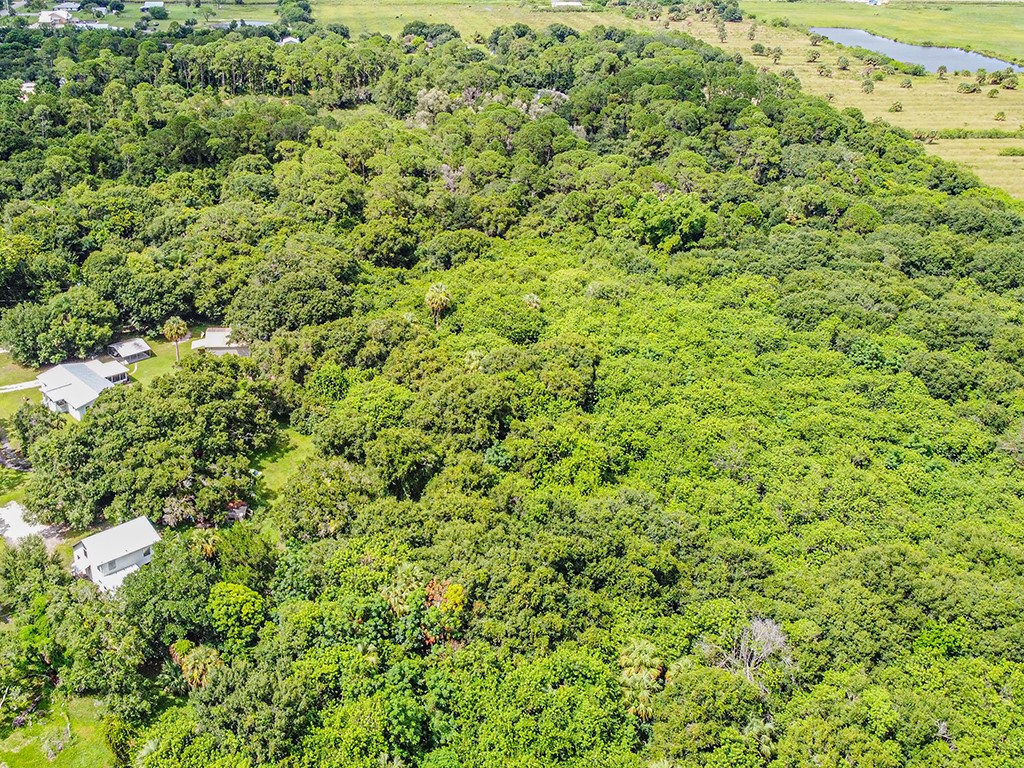 2570 South Rock Road Fort Pierce, FL 34945 - Photo 7 of 15