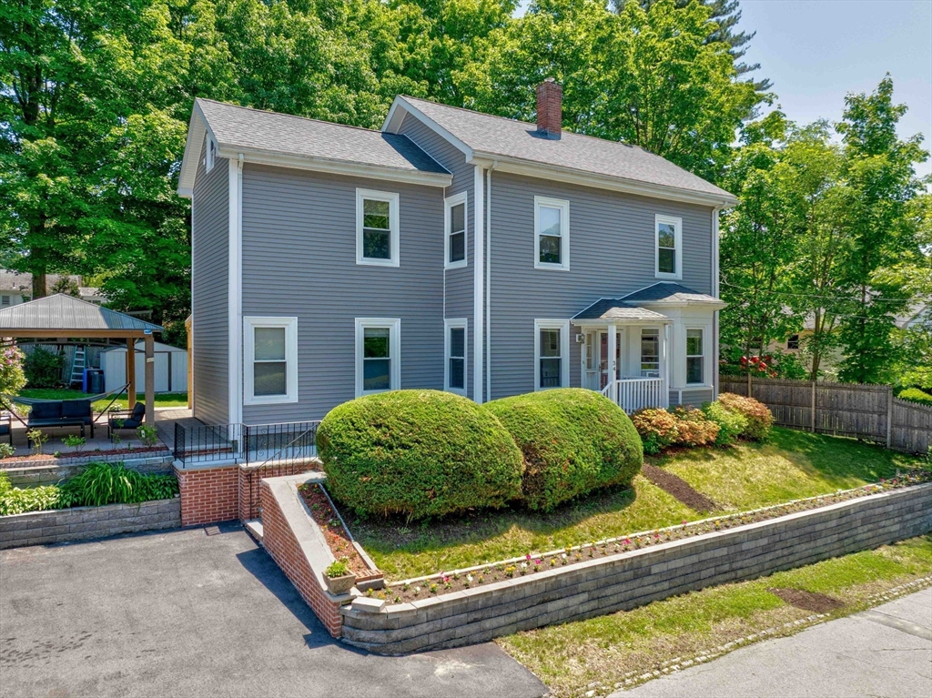 34 Spring Hill Road Boston, MA 02136 - Photo 3 of 37