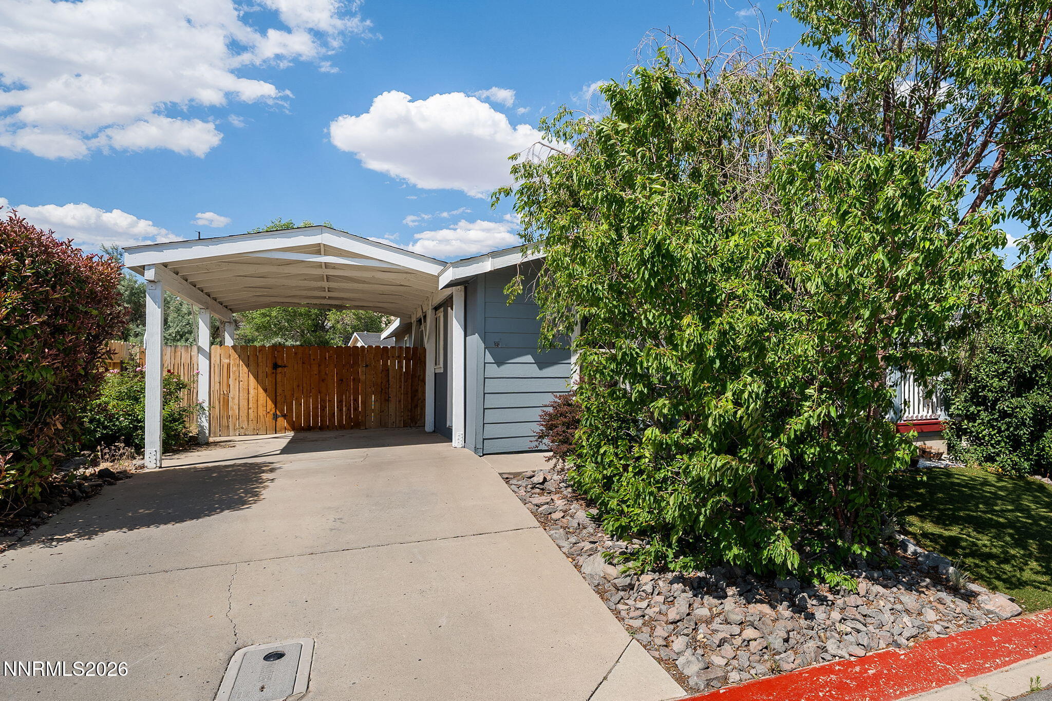 615 Ruby Creek Lane Reno, NV 89506 - Photo 24 of 30 3-web-or-mls-615 Ruby Creek-27