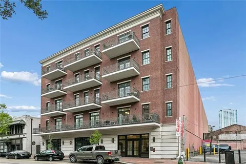 $740,000 | 731 St Charles Avenue, Unit 409, New Orleans, LA 70130