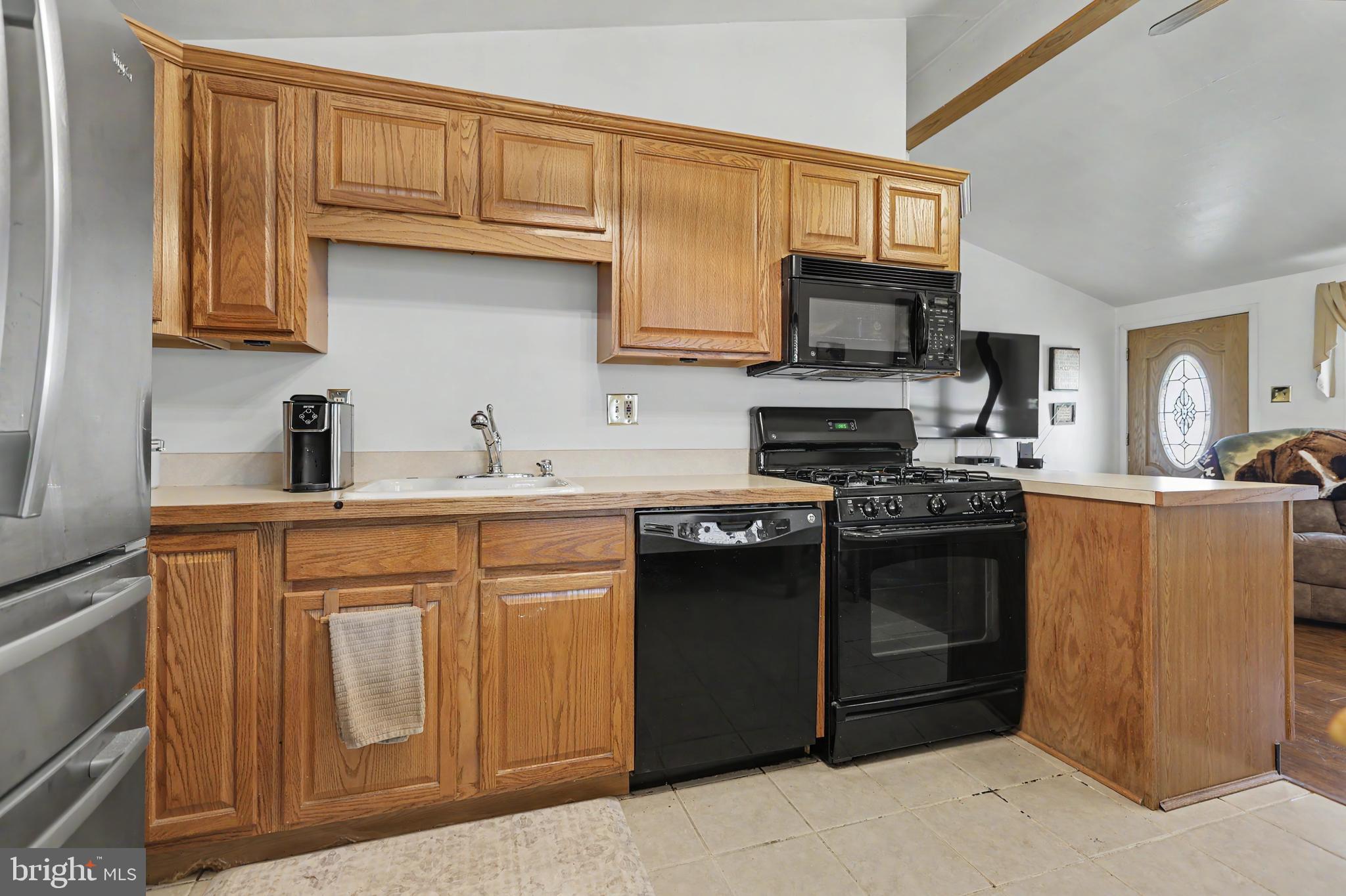 23 Avon Place Maple Shade, NJ 08052 - Photo 13 of 38