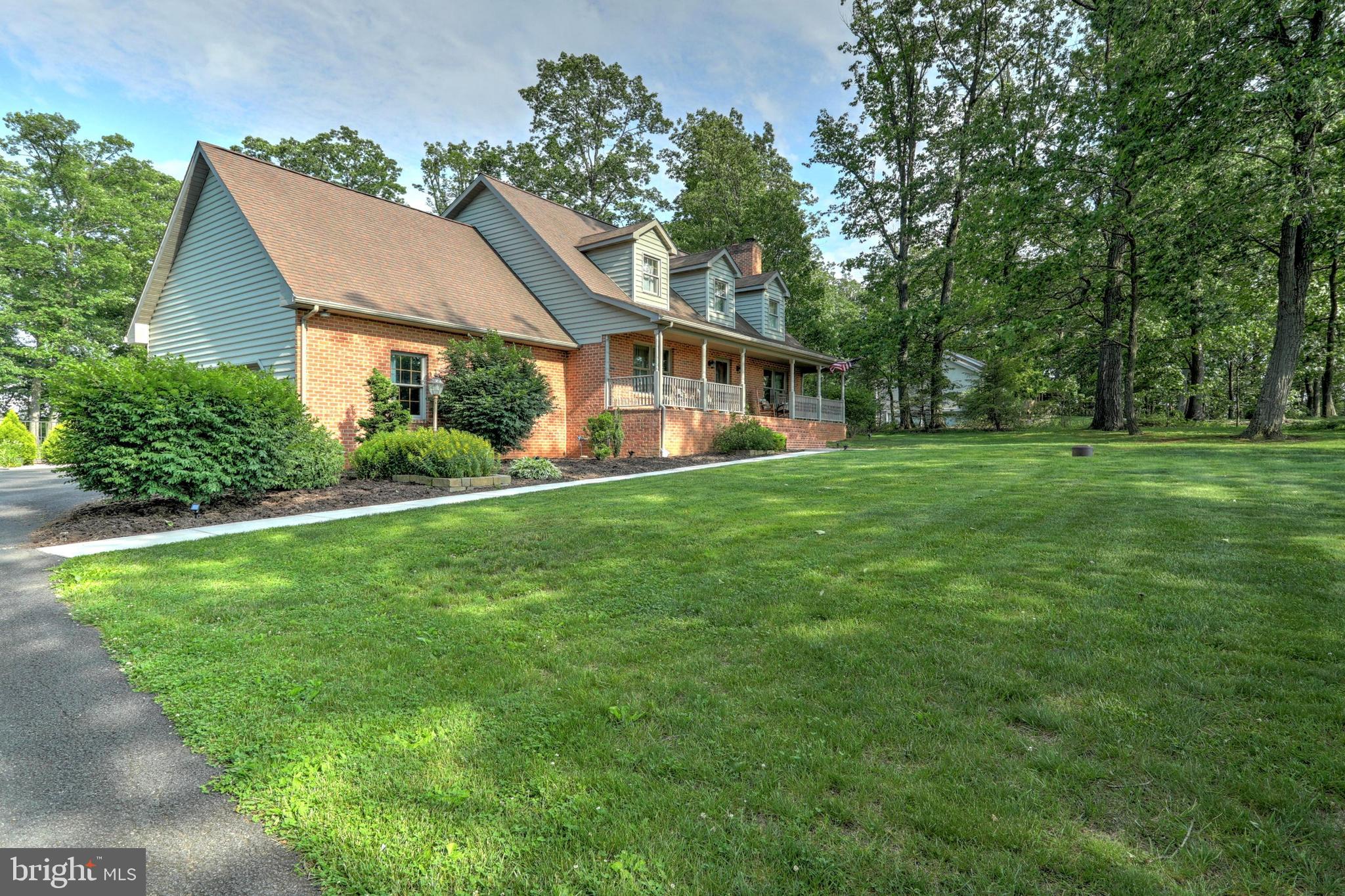 700 Chestnut Hill Road Hanover, PA 17331 - Photo 2 of 65