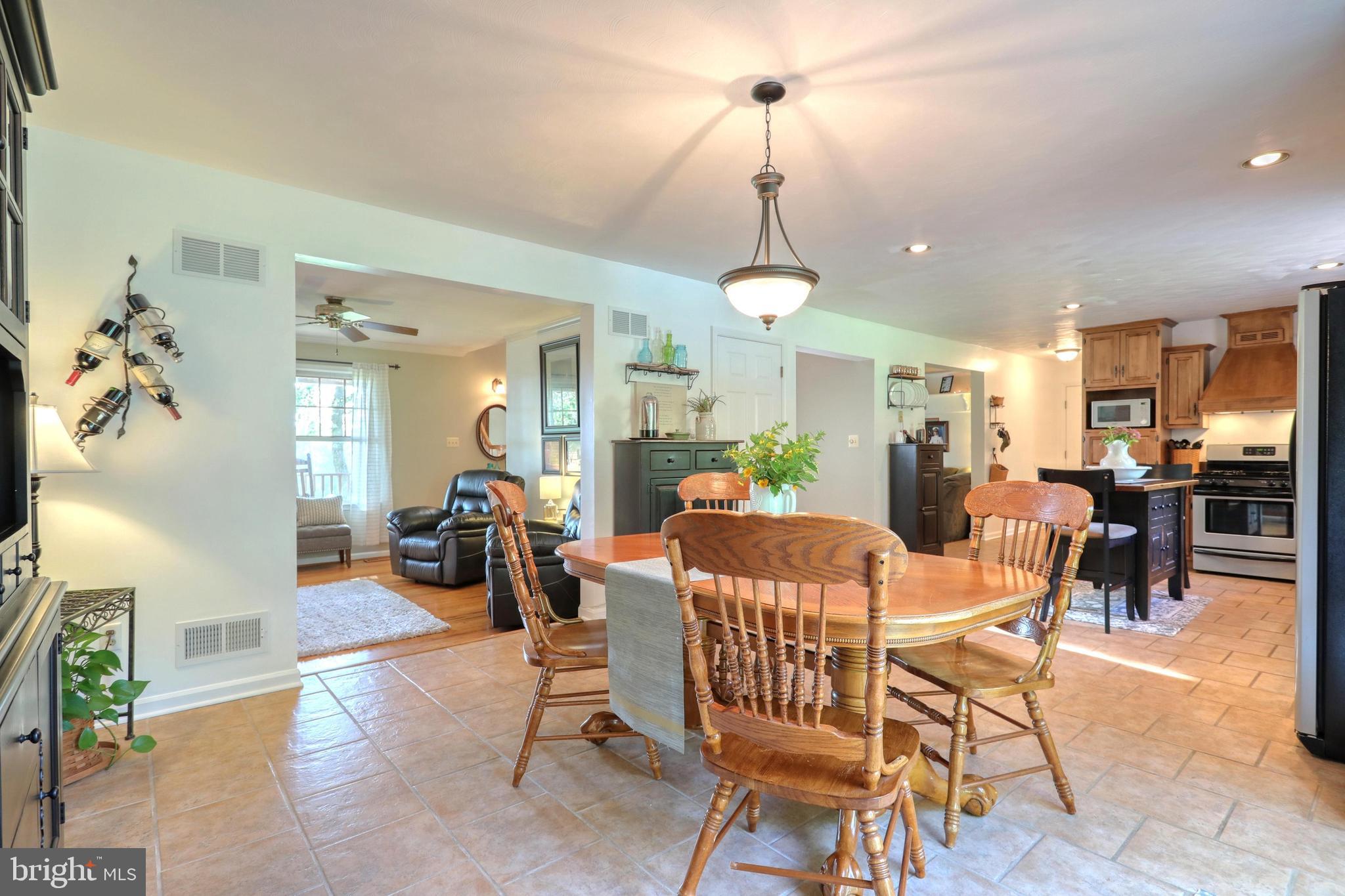 700 Chestnut Hill Road Hanover, PA 17331 - Photo 11 of 65