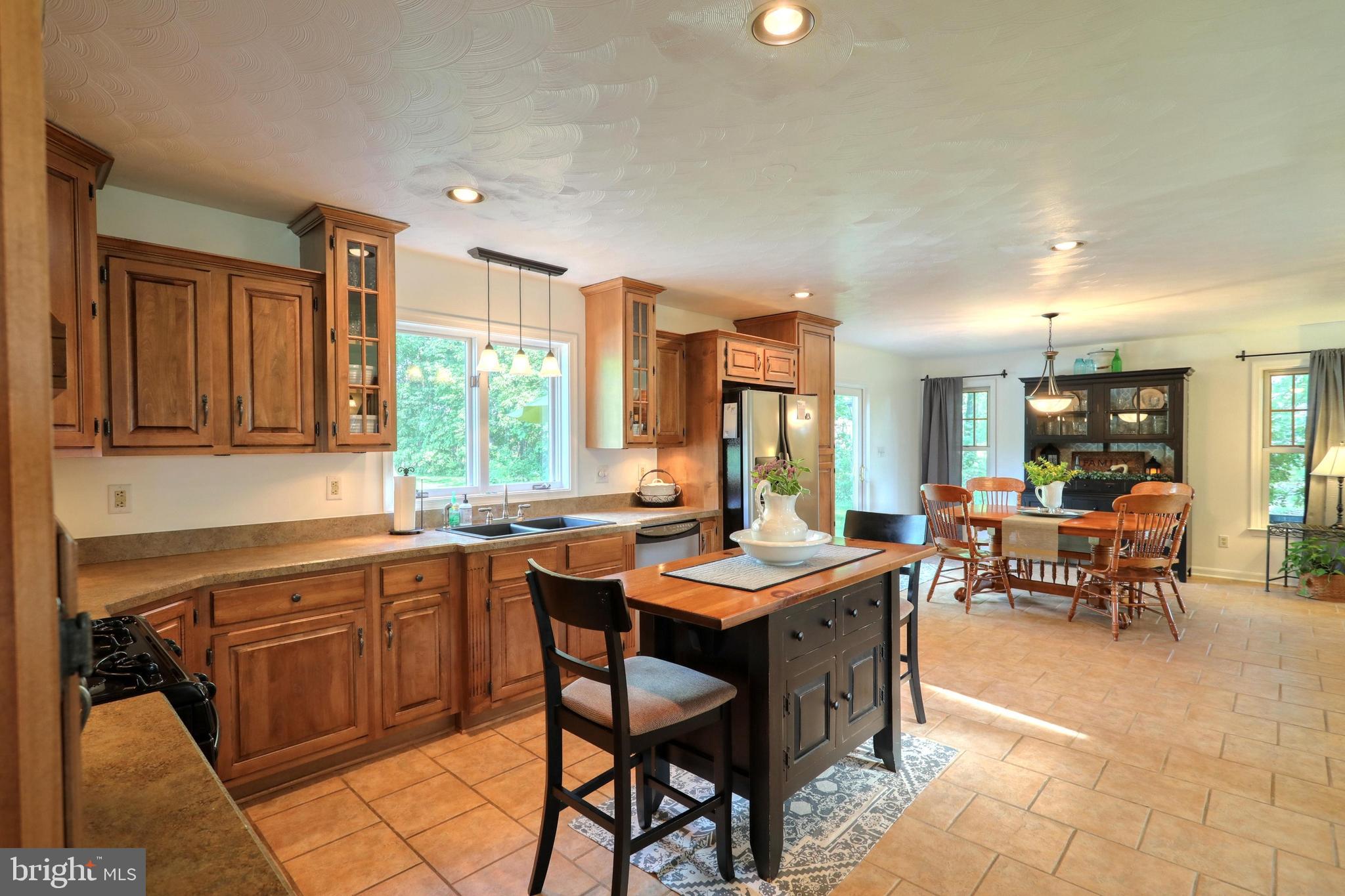 700 Chestnut Hill Road Hanover, PA 17331 - Photo 15 of 65