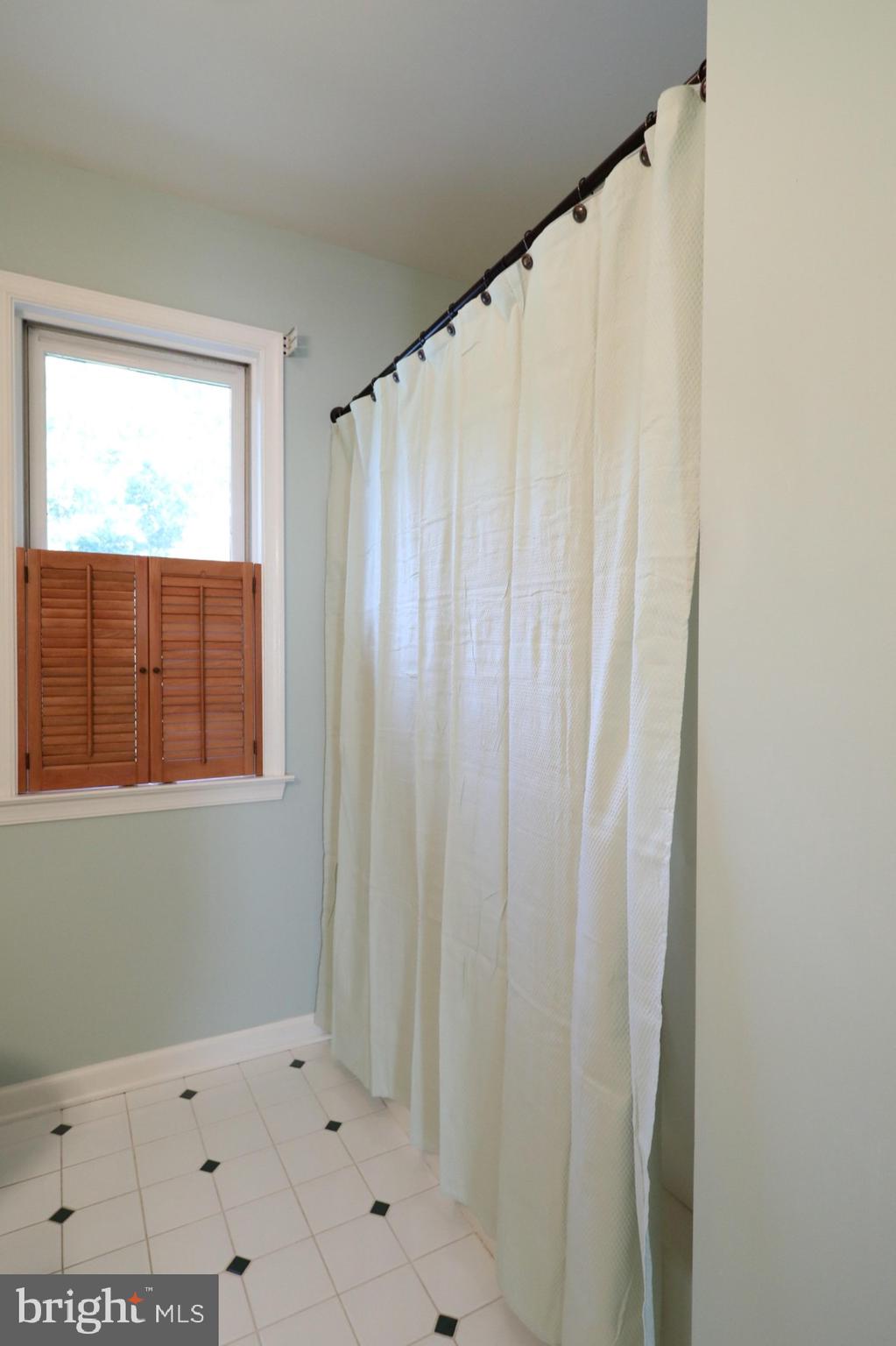 700 Chestnut Hill Road Hanover, PA 17331 - Photo 28 of 65