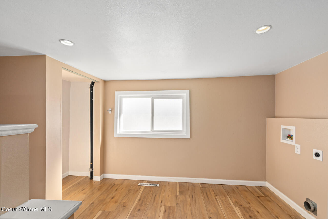 320 East 3rd Avenue Post Falls, ID 83854 - Photo 18 of 26 024-320East3rdAvenue-PostFalls-ID-83854-