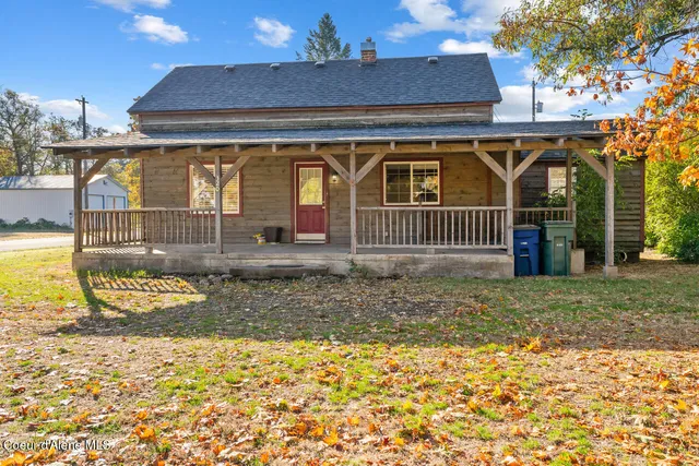 $399,900 | 320 East 3rd Avenue, Post Falls, ID 83854