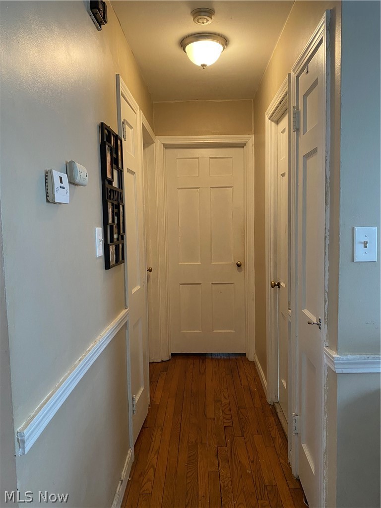 13087 Cedar Road Cleveland, OH 44118 - Photo 10 of 15