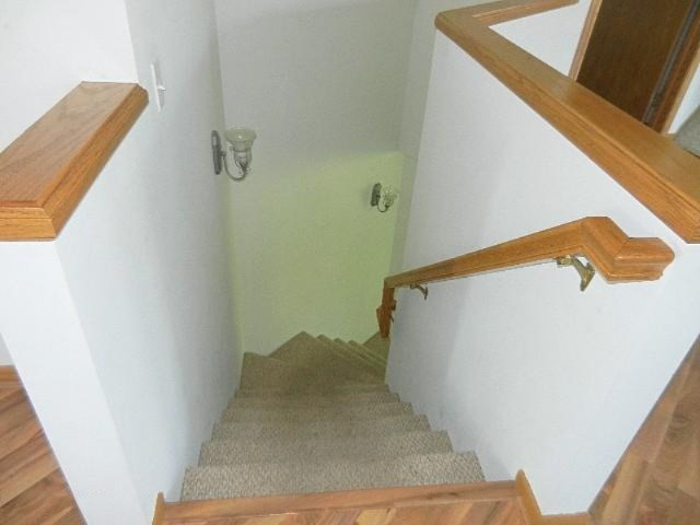 3045 Riley Ridge Road Holland, MI 49424 - Photo 13 of 28 263-464211 Stairway