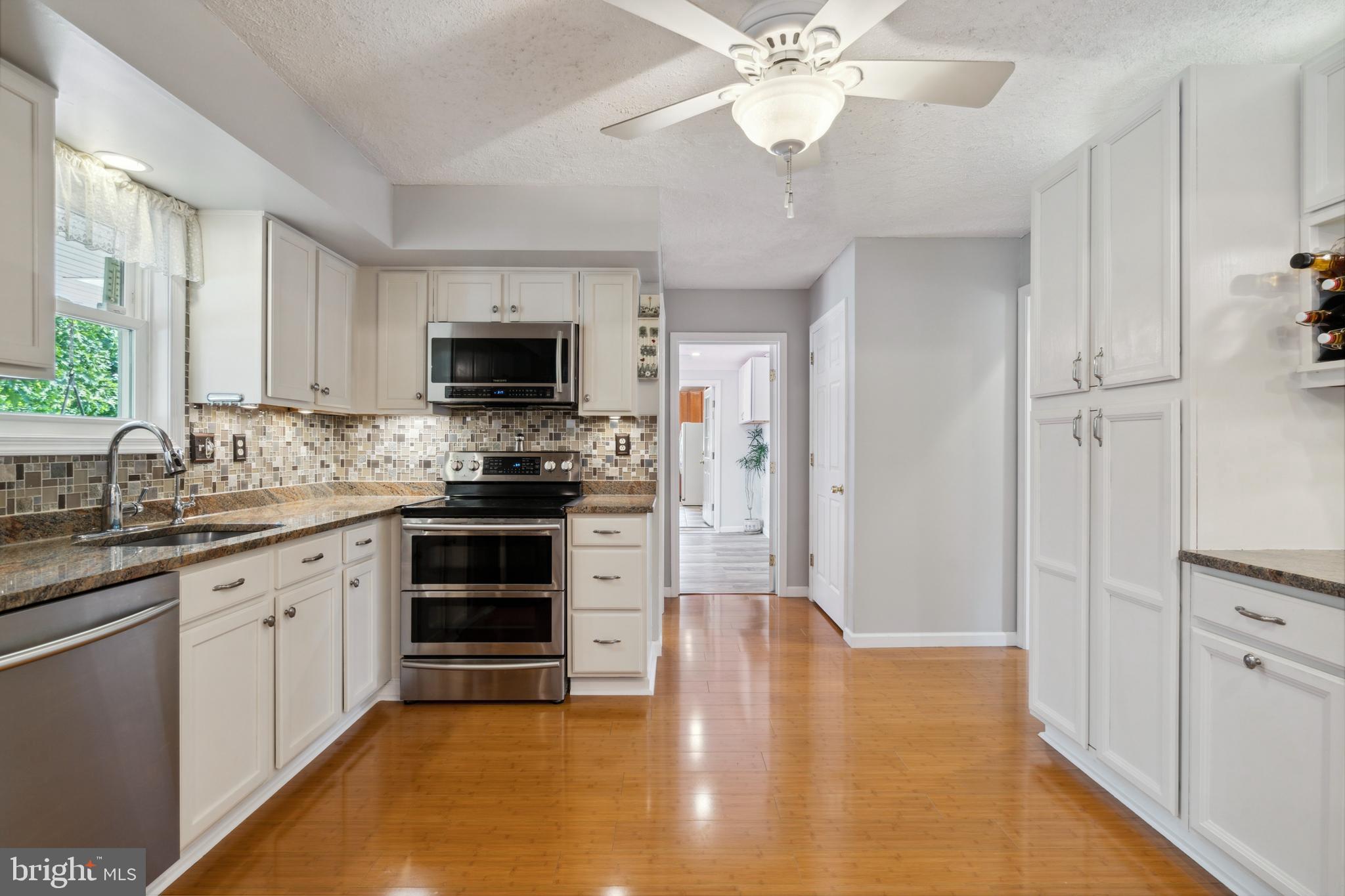 2180 Longview Road Warrington, PA 18976 - Photo 11 of 43 Gallery Image 11