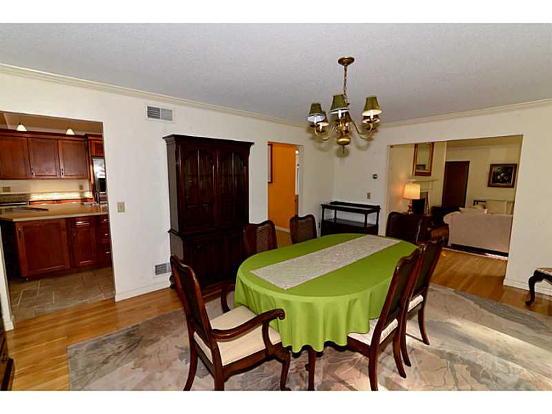 13 Rockridge Road Westerly, RI 02891 - Photo 9 of 23 Dining Room.