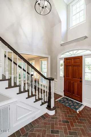 a view of an entryway with a window