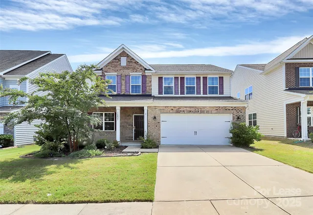 $2,850 | 16027 Harbor Hill Drive, Charlotte, NC 28273