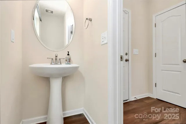 $2,850 | 16027 Harbor Hill Drive, Charlotte, NC 28273