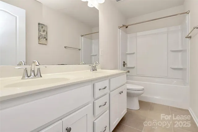 $2,850 | 16027 Harbor Hill Drive, Charlotte, NC 28273