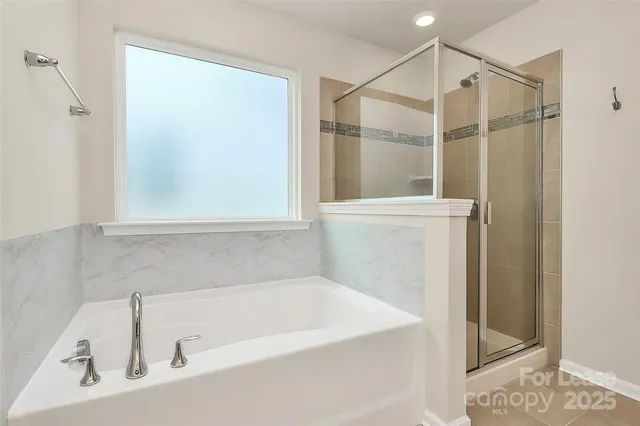 $2,850 | 16027 Harbor Hill Drive, Charlotte, NC 28273