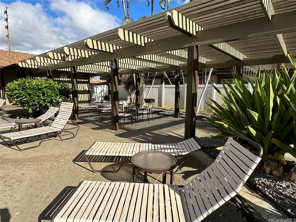 $1,700 | 91-1345 Puamaeole Street, Unit 39V, Ewa Beach, HI 96706