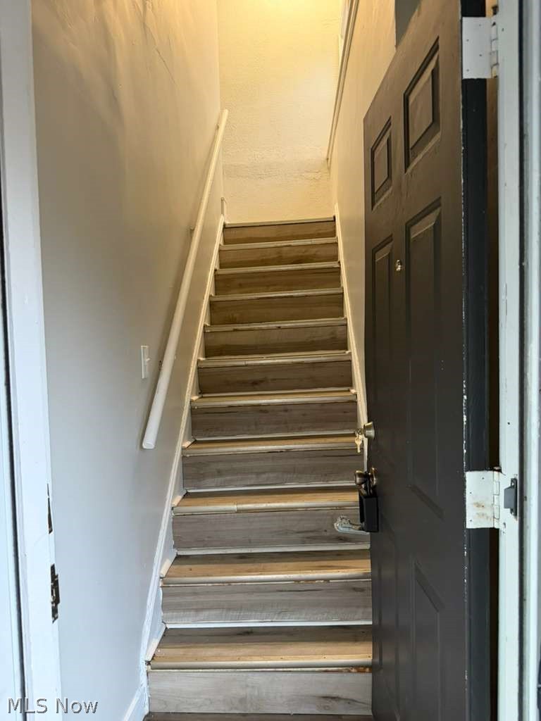 4106 Lee Road, Unit 3 Cleveland, OH 44128 - Photo 8 of 18