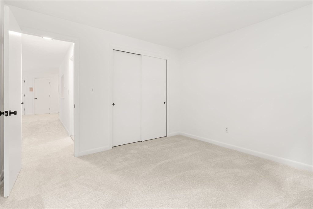 56 Jacqueline Road, Unit 7 Waltham, MA 02452 - Photo 15 of 27