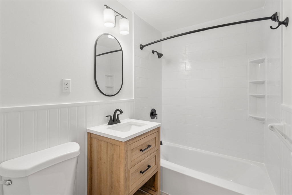 56 Jacqueline Road, Unit 7 Waltham, MA 02452 - Photo 16 of 27