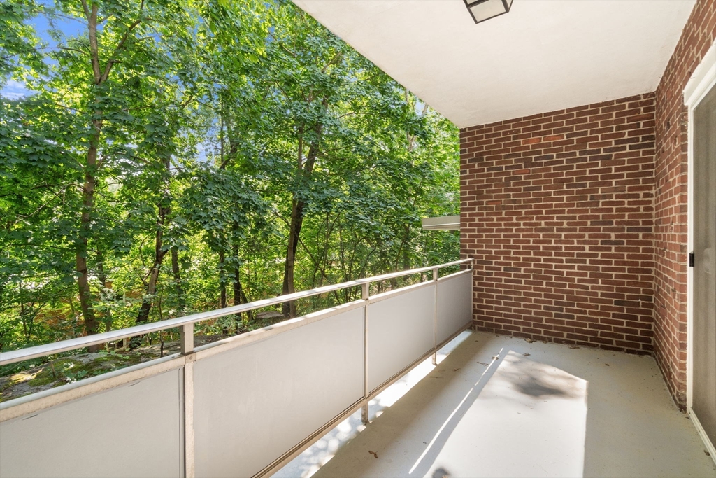 56 Jacqueline Road, Unit 7 Waltham, MA 02452 - Photo 21 of 27