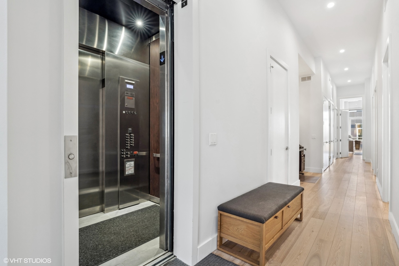 128 South Aberdeen Street, Unit PHN Chicago, IL 60607 - Photo 27 of 43