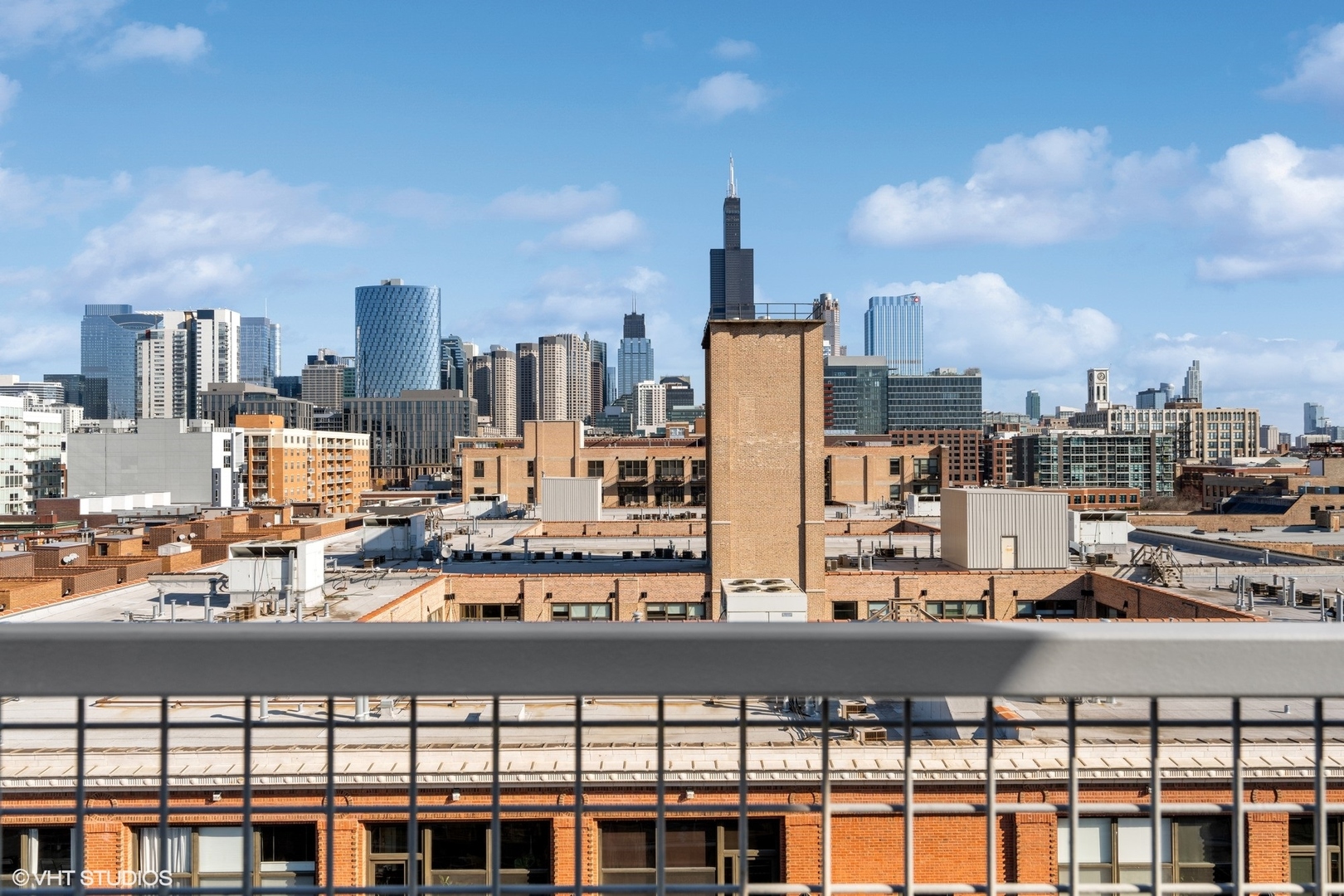 128 South Aberdeen Street, Unit PHN Chicago, IL 60607 - Photo 30 of 43 a picture of a city view