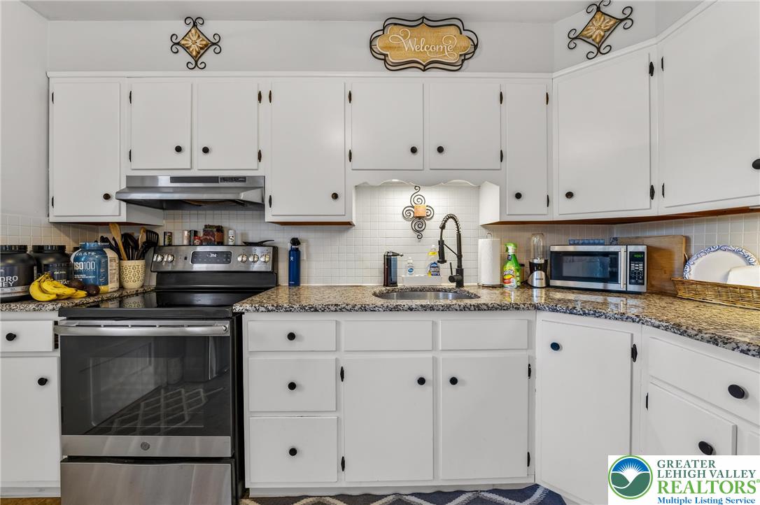 104 El Reno Avenue Nazareth, PA 18064 - Photo 16 of 52