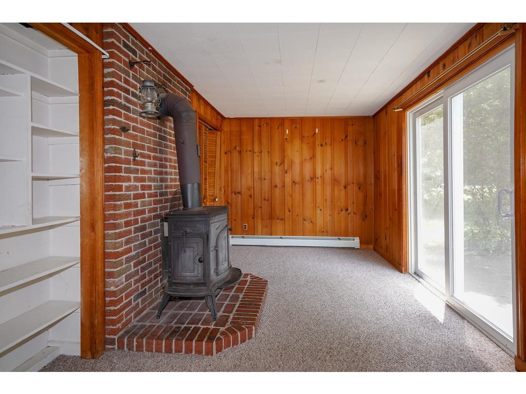 27 Langen Road Lancaster, MA 01523 - Photo 12 of 20