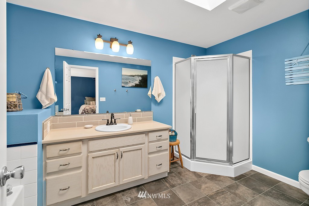 13228 Rocking S Lane Southeast Yelm, WA 98597 - Photo 13 of 28 Gallery Image 13