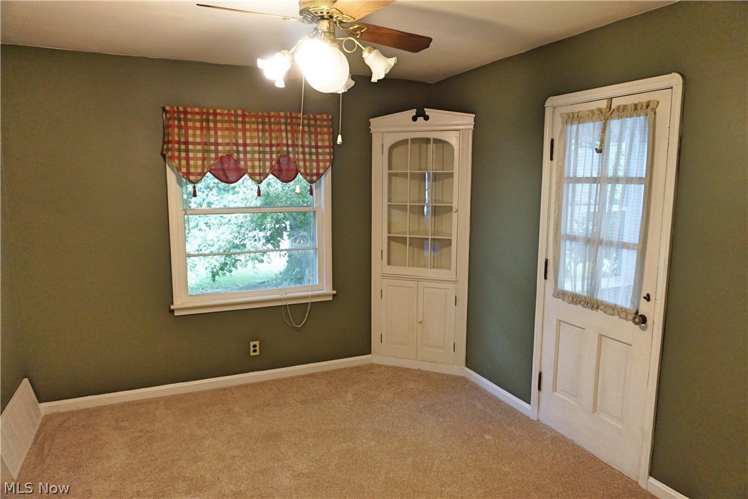 207 Fullerton Road Elyria, OH 44035 - Photo 7 of 30 Gallery Image 7