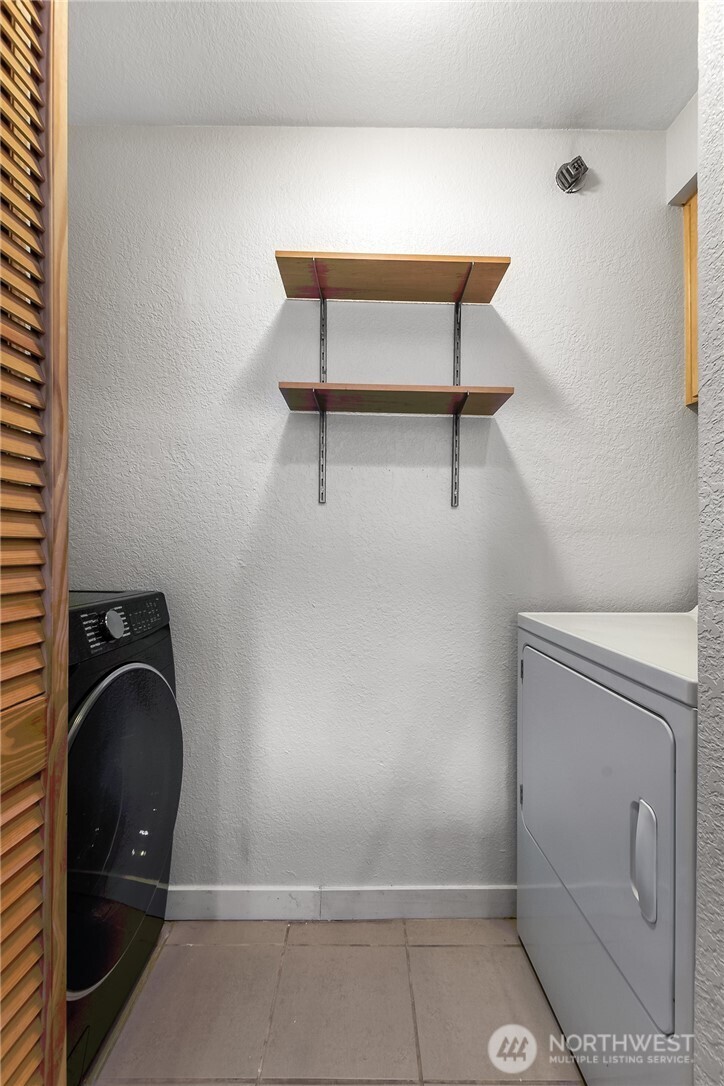 1311 12th Avenue South, Unit D202 Seattle, WA 98144 - Photo 11 of 20