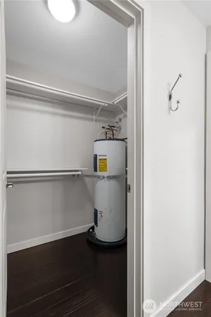 $2,300 | 1311 12th Avenue South, Unit D202, Seattle, WA 98144