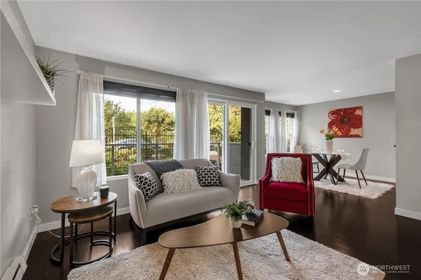 $2,300 | 1311 12th Avenue South, Unit D202, Seattle, WA 98144