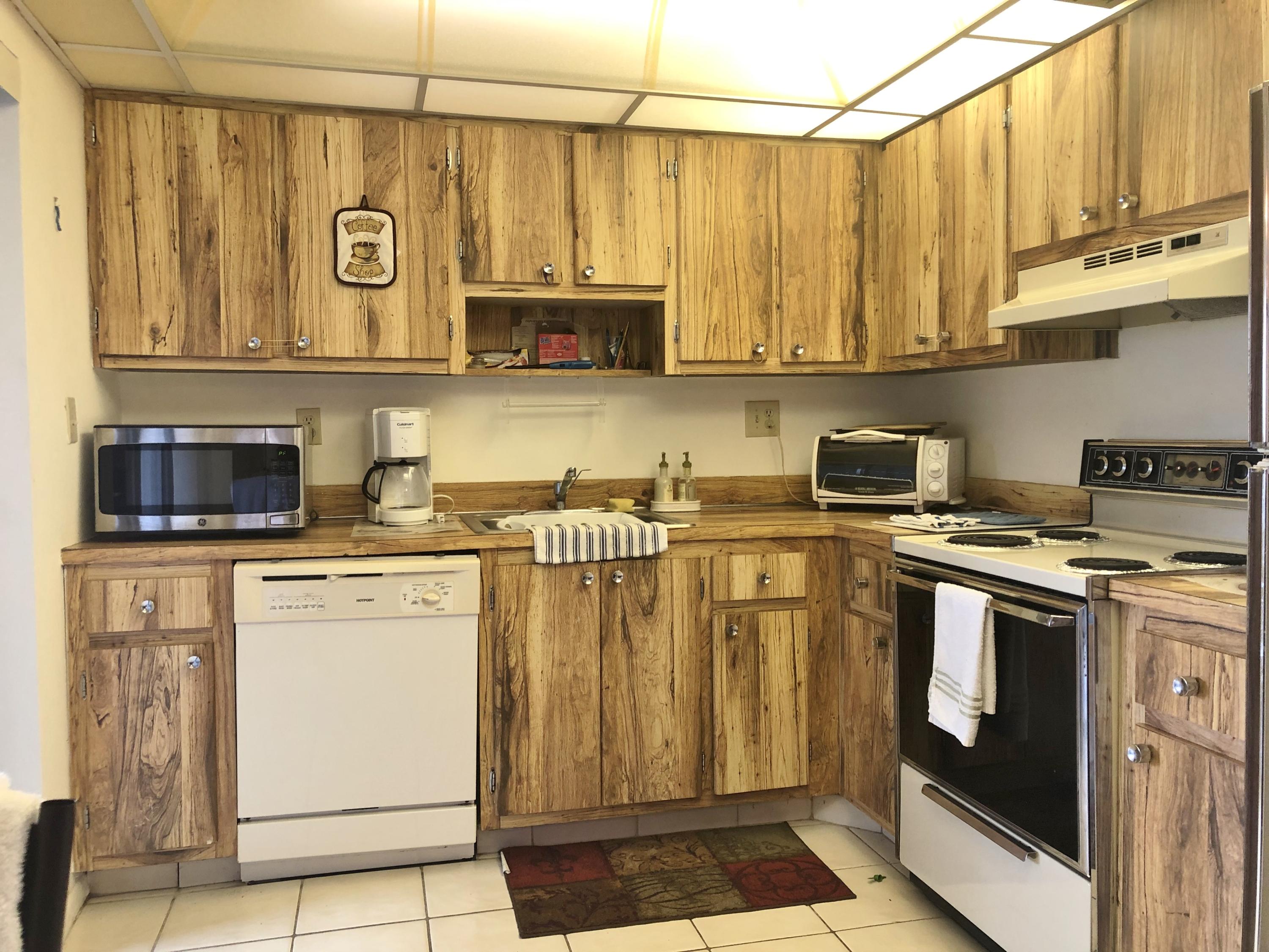 19 Capri A Delray Beach, FL 33484 - Photo 2 of 19 IMG_2445