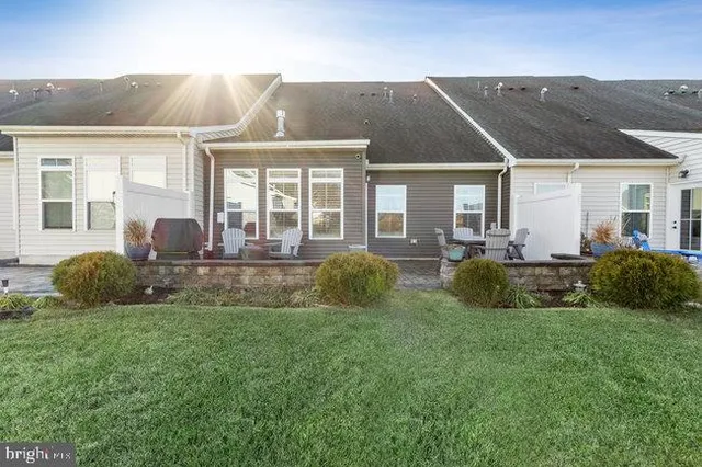 $620,000 | 33308 Guilford Lane, Unit 8, Lewes, DE 19958