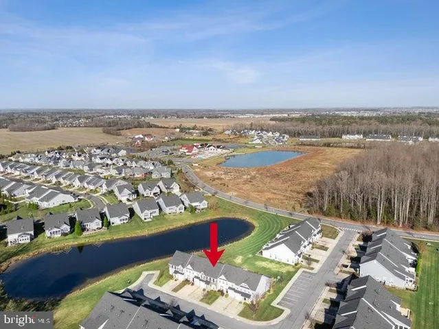 $620,000 | 33308 Guilford Lane, Unit 8, Lewes, DE 19958