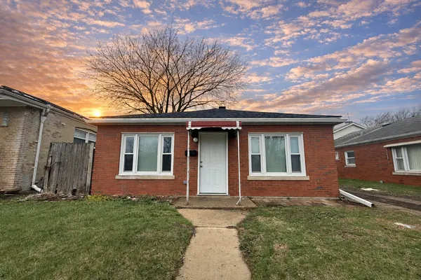 $2,500 | 14916 Langley Avenue, Dolton, IL 60419