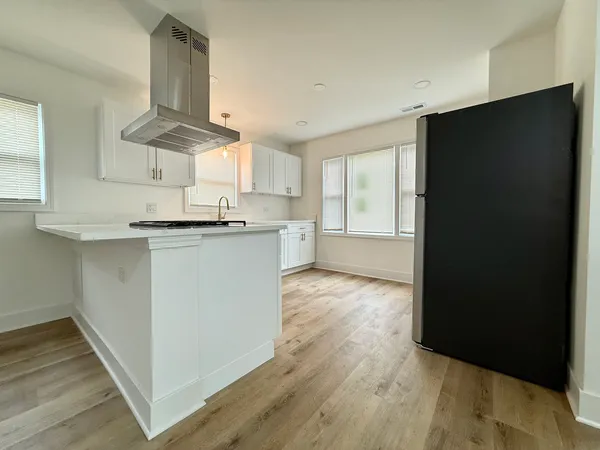 $2,500 | 14916 Langley Avenue, Dolton, IL 60419