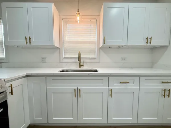 $2,500 | 14916 Langley Avenue, Dolton, IL 60419