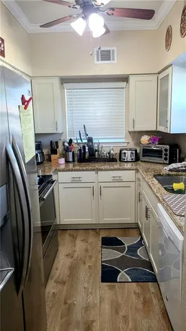 $152,000 | 604 Clearview Parkway, Unit 201, Metairie, LA 70001