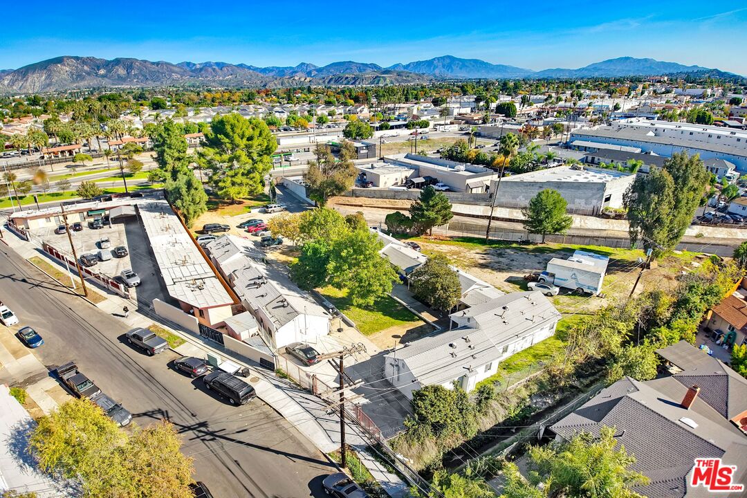 12215 San Fernando Road Los Angeles, CA 91342 - Photo 1 of 9