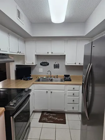 $1,800 | 3372 Coachouse Cove, Unit 3372, Bartlett, TN 38134