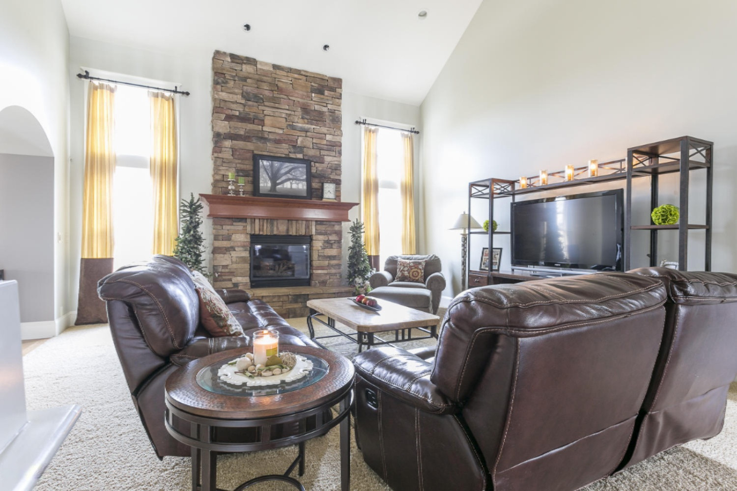 4271 Riley Street Hudsonville, MI 49426 - Photo 11 of 39 Living Room1