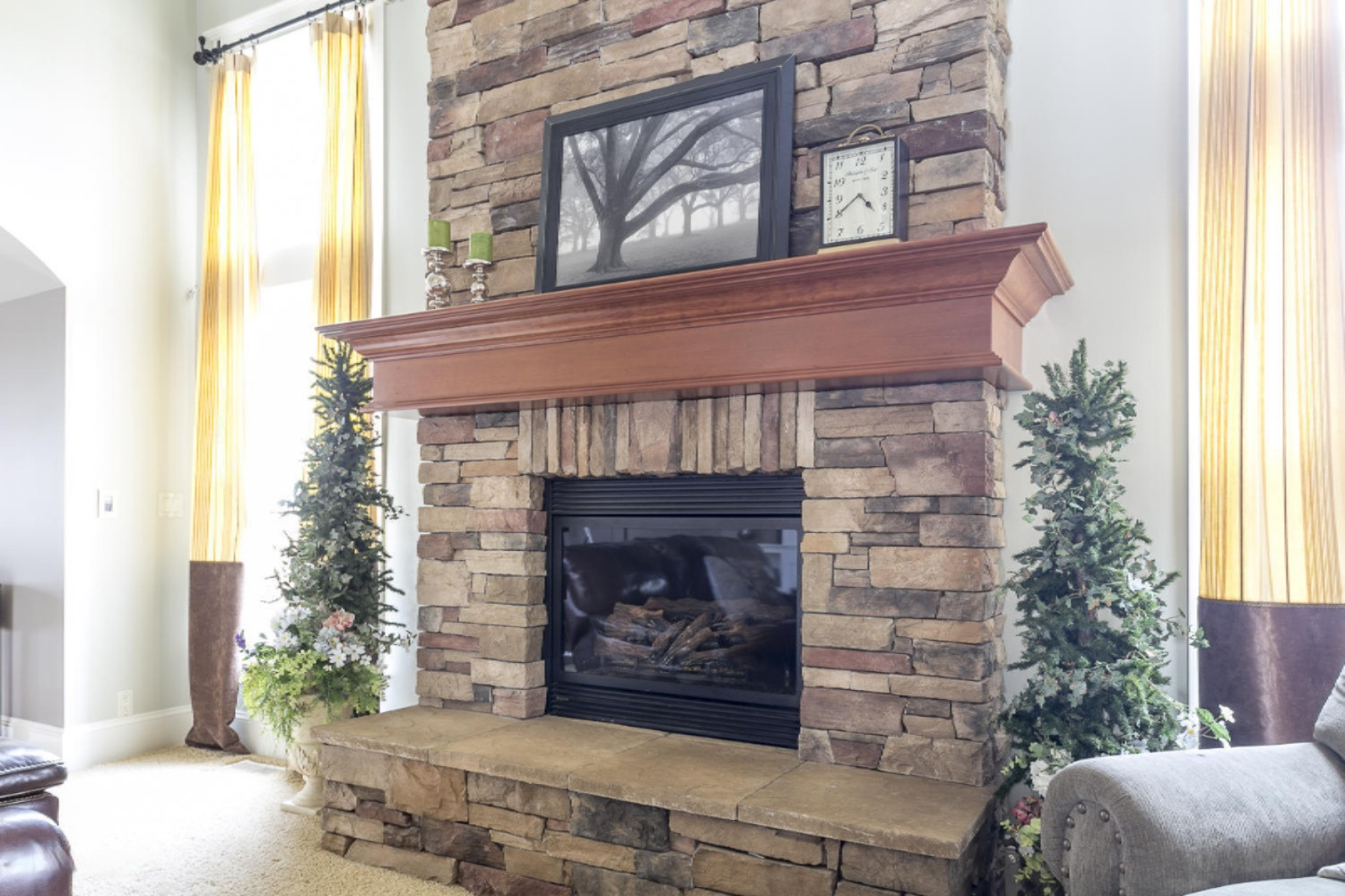 4271 Riley Street Hudsonville, MI 49426 - Photo 14 of 39 Living Room4