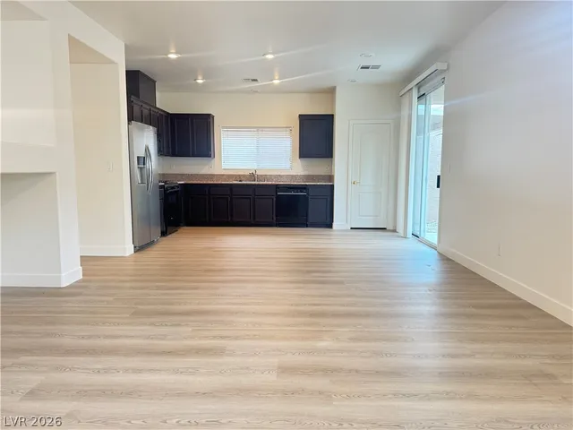 $2,550 | 11612 Villa Malaparte Avenue, Las Vegas, NV 89138