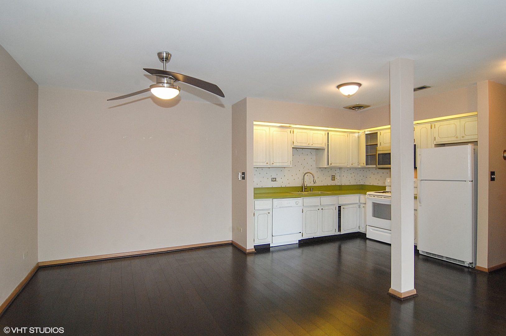 4125 North Keystone Avenue, Unit 403 Chicago, IL 60641 - Photo 5 of 10