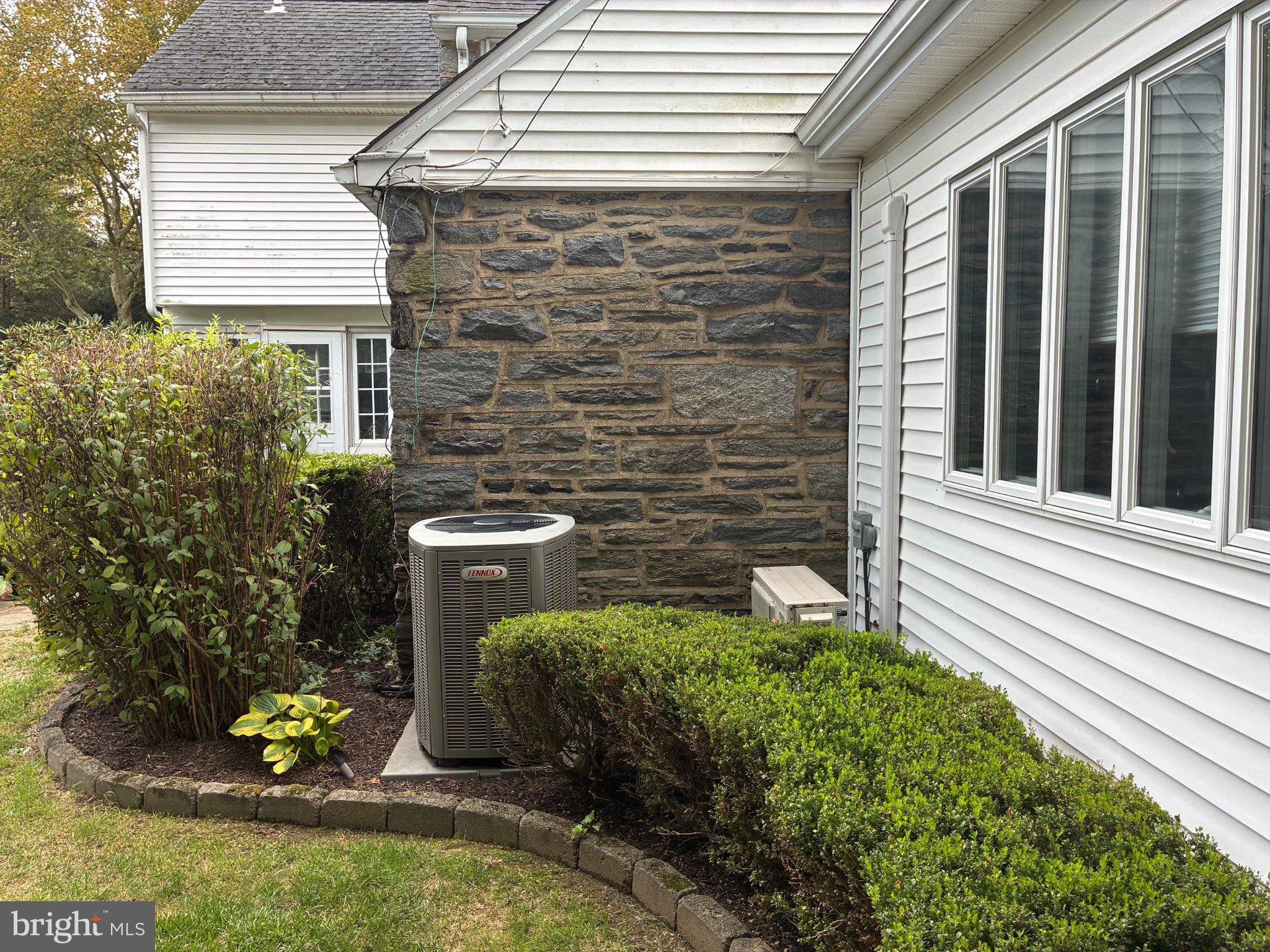 1013 Wellington Road Jenkintown, PA 19046 - Photo 47 of 50 Air conditioning unit