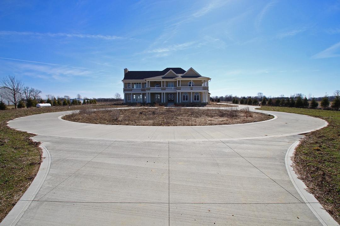 8043 Patterson Road Hilliard, OH 43026 - Photo 36 of 70